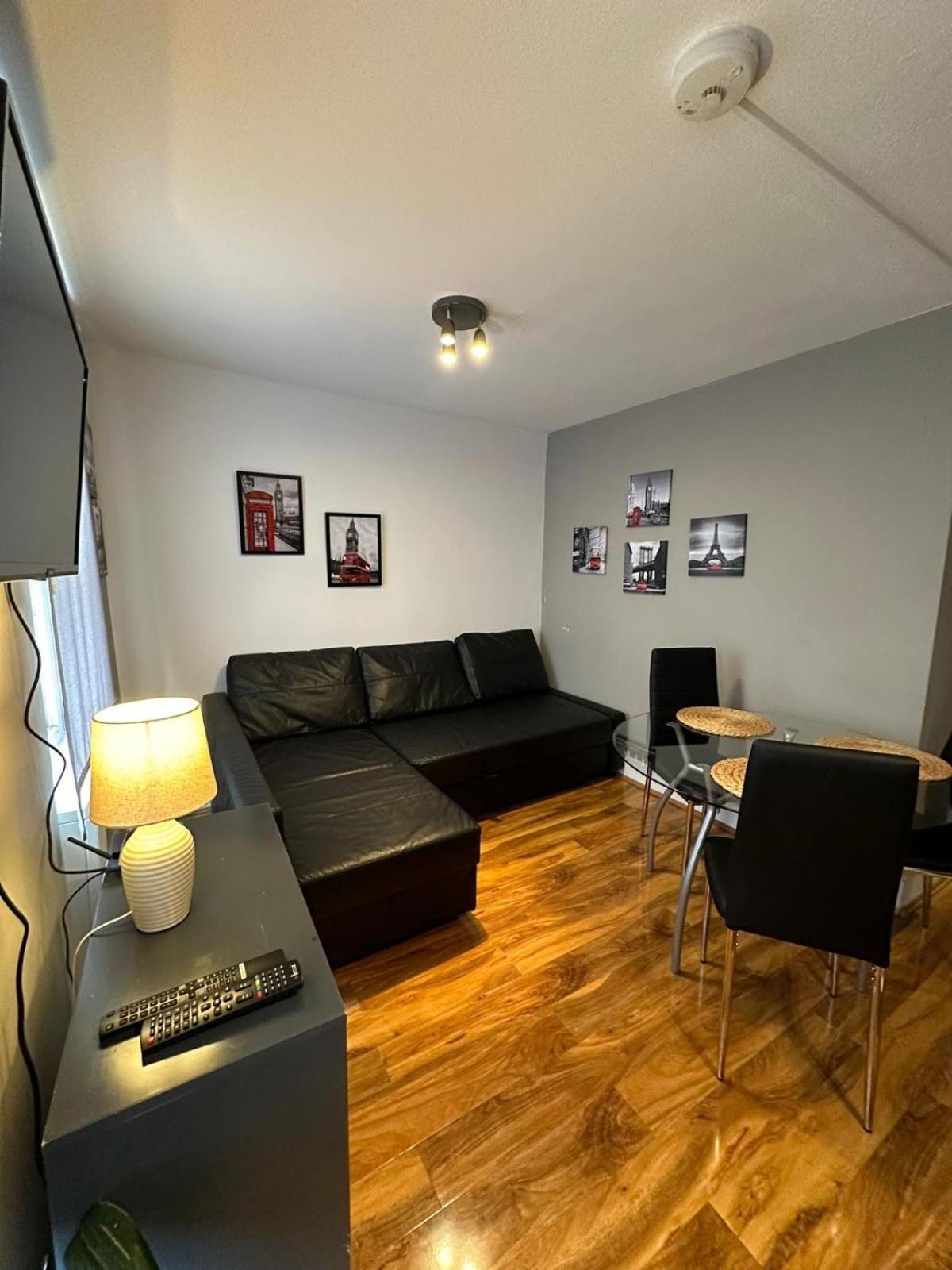 Lovely 2 Bedrooms Apartment London Bagian luar foto